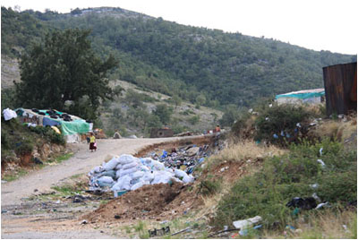 Mllhaldesiedlung bei Dhrmi / Rubbish dump settlement near Dhrmi 