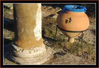 Amphore Mlleimer, Stobi / Amphora rubbish bin, Stobi
