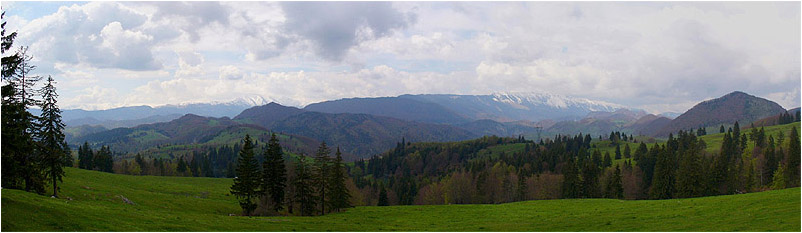 Anklicken zum Vergrern / Click for larger picture. Rucar-Bran Pass 5.2006