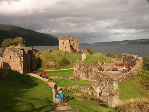 Urquhart Castle and Loch Ness  21.9.04