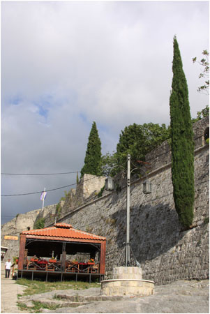Stadtmauer, Bar, Montenegro / Town wall, Bar, Montenegro