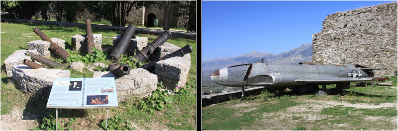 Alte Kanonen (li) und ein angebliches US Spionenflugzeug (re) ausgestellt in der Burg /  Old cannons (l) and supposedly a US spy plane on display in the castle