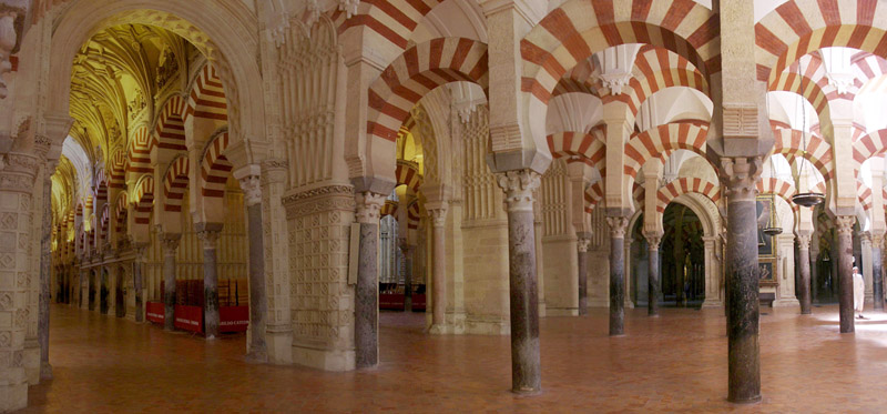 Anklicken zum Vergrern / Click for larger picture. Mezquita Codoba  Panorama 4.2005