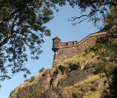 Castle Turret 15.9.04 Edinburgh