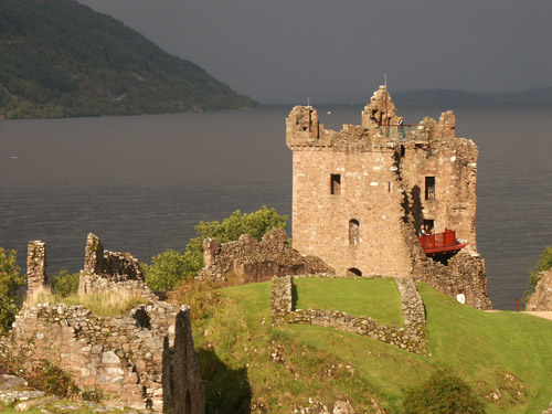 Urquhart Castle Keep and Loch Ness  21.9.04